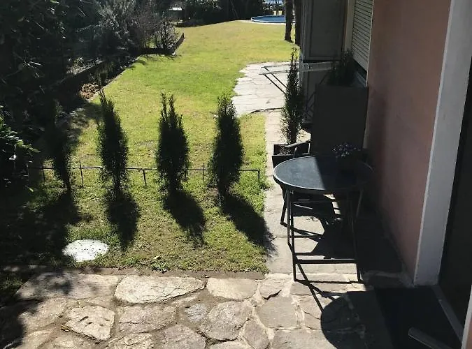 Locarno: Indipendente In Zona Residenziale Guest house Locarno