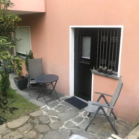 Locarno: Indipendente In Zona Residenziale 3*